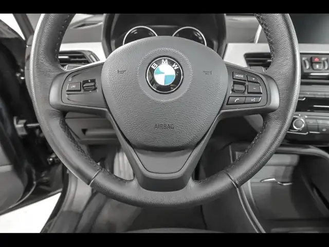 BMW X1 view 9