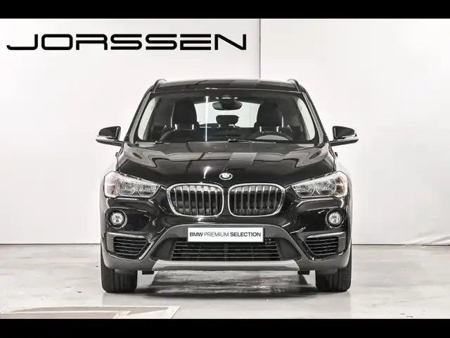 BMW X1 view 2