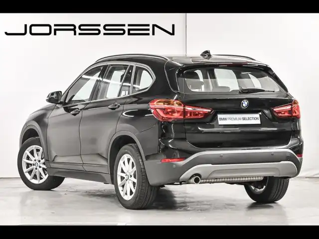 BMW X1 view 5