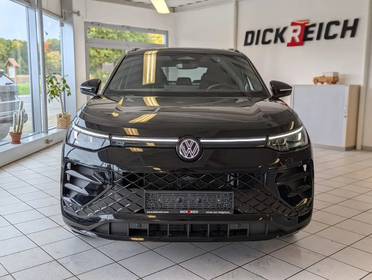 Volkswagen Tayron 2.0TDI 4M R-Line Launch Pano Black AHK 20 Schwarz - 2