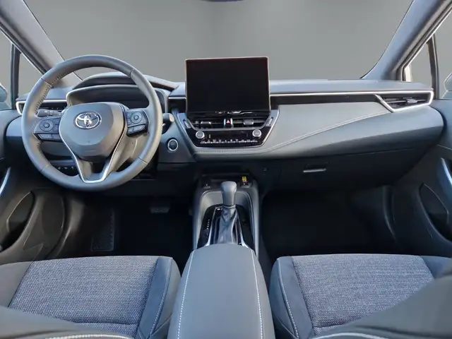 Toyota Corolla view 13