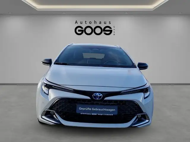 Toyota Corolla view 8