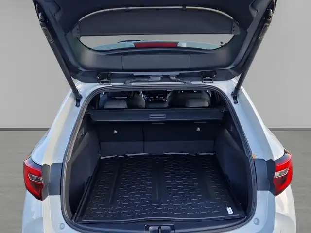 Toyota Corolla view 9