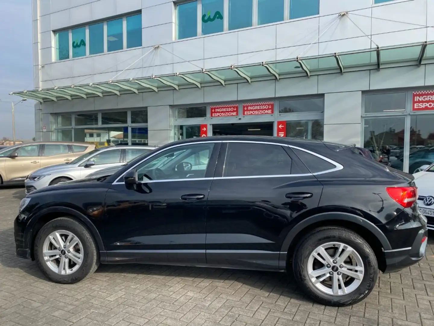 Audi Q3 SPB 35 TFSI S tronic Business Plus Nero - 2