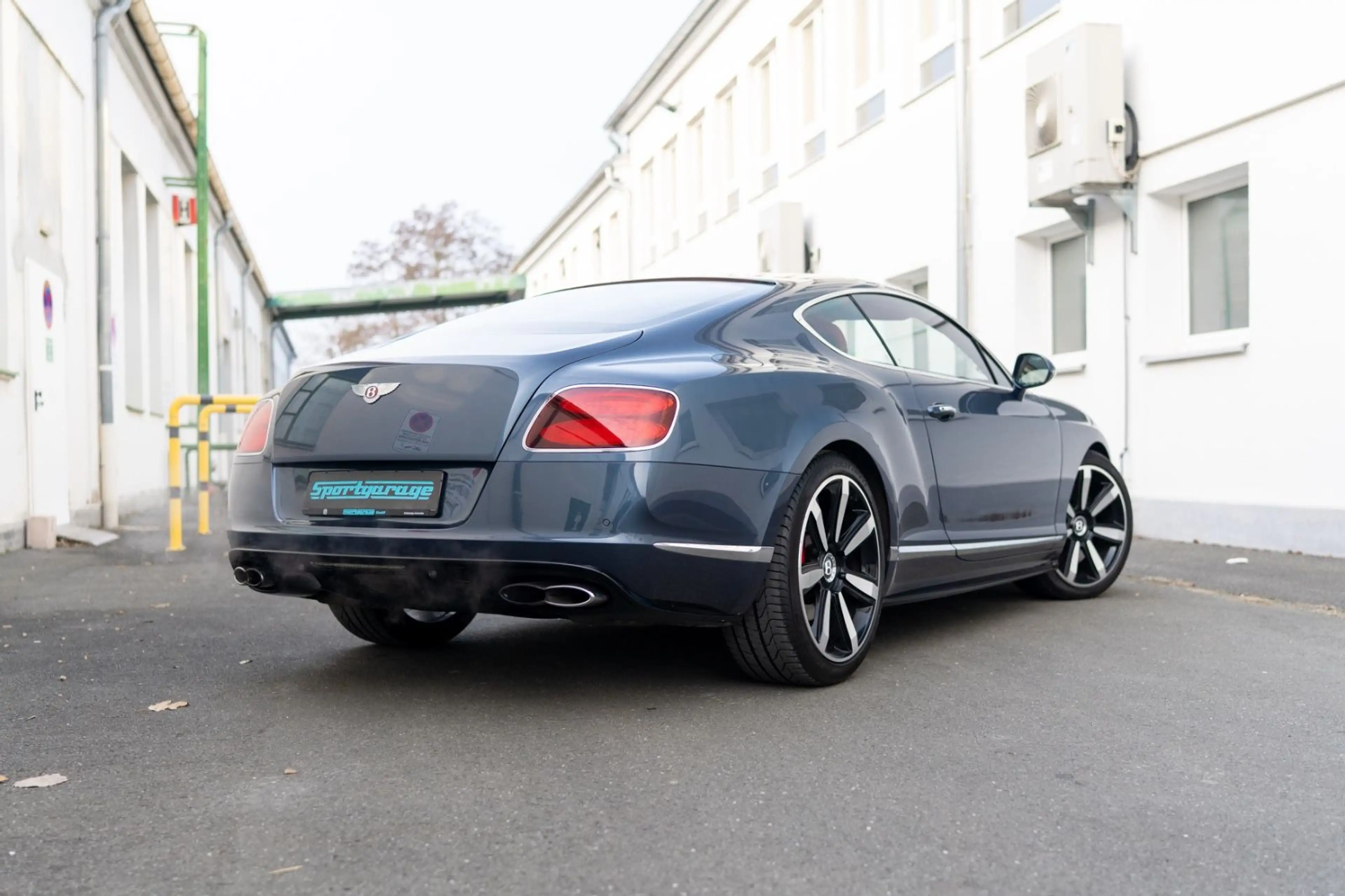 Bentley Continental GT V8S *MY2015 / MULLINER / BIU* — photo 6