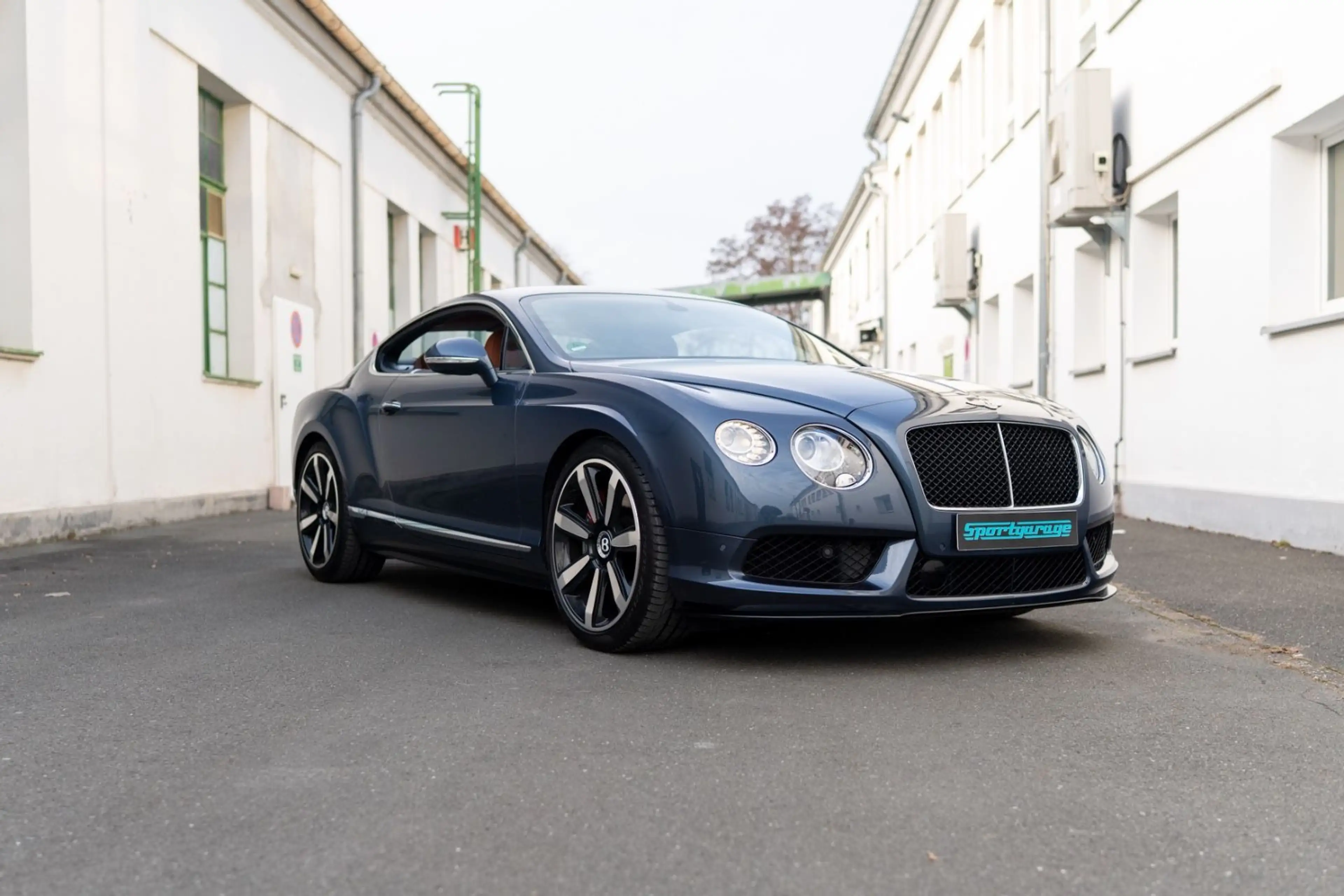 Bentley Continental GT V8S *MY2015 / MULLINER / BIU* — photo 12