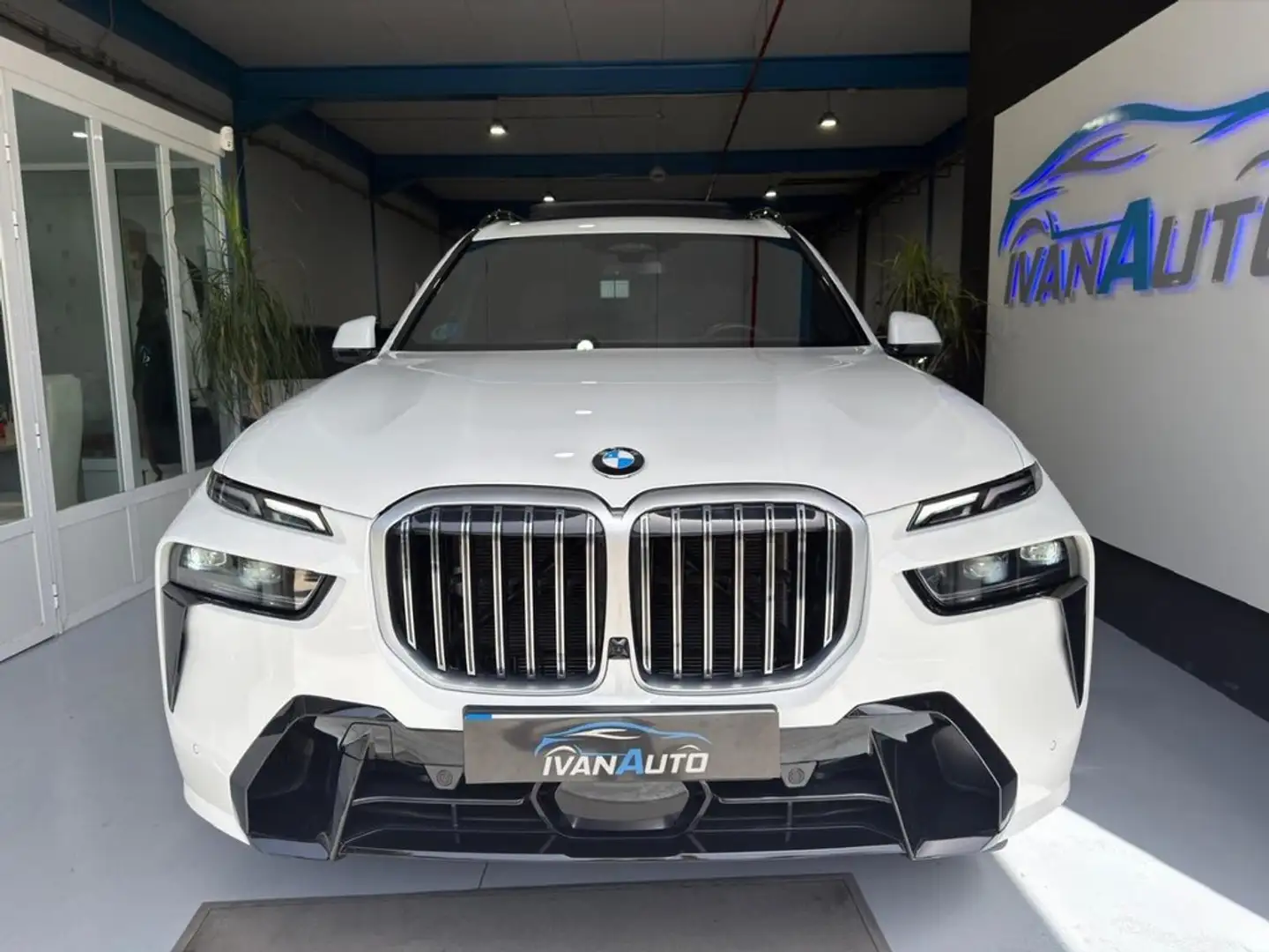 BMW X7 xDrive40d Blanco - 2