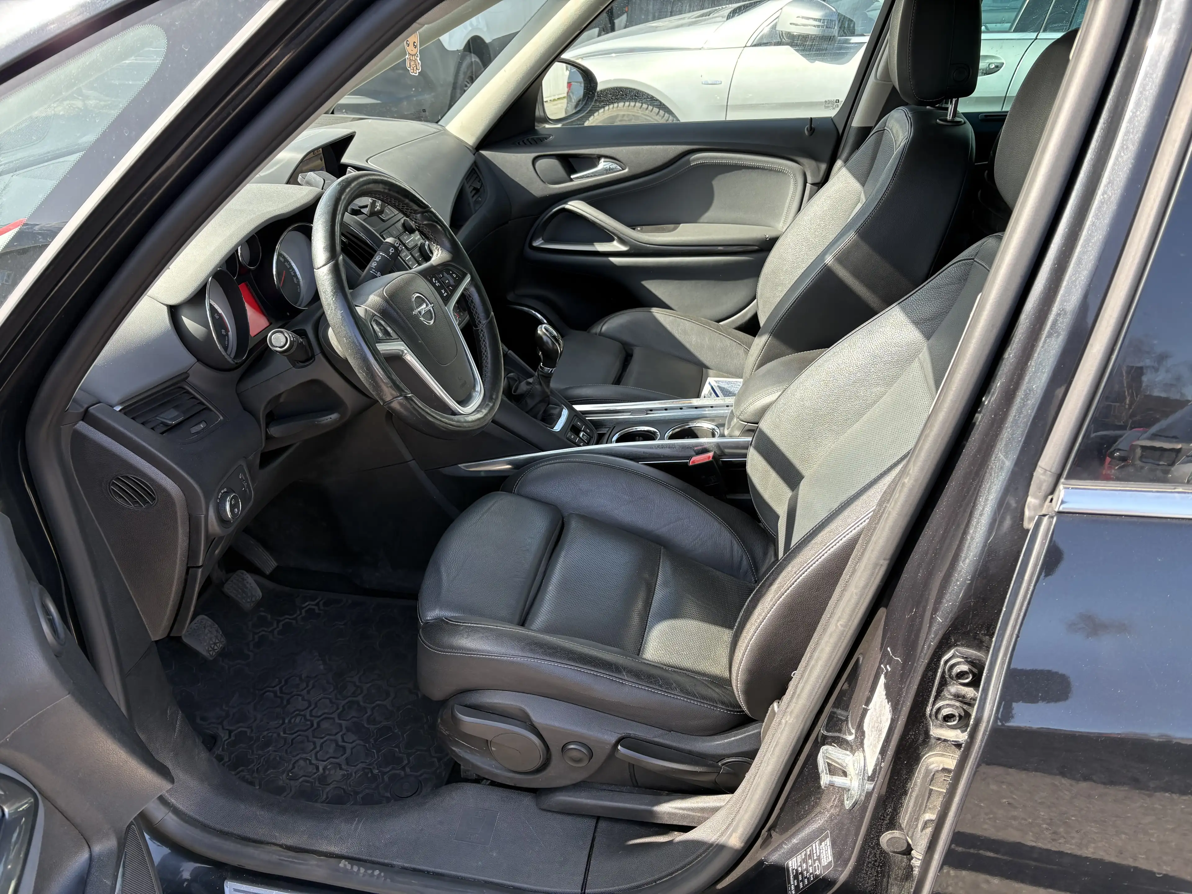 Opel Zafira Tourer Innovation vollausstatung 19 zoll Alu pickerl neu — photo 8
