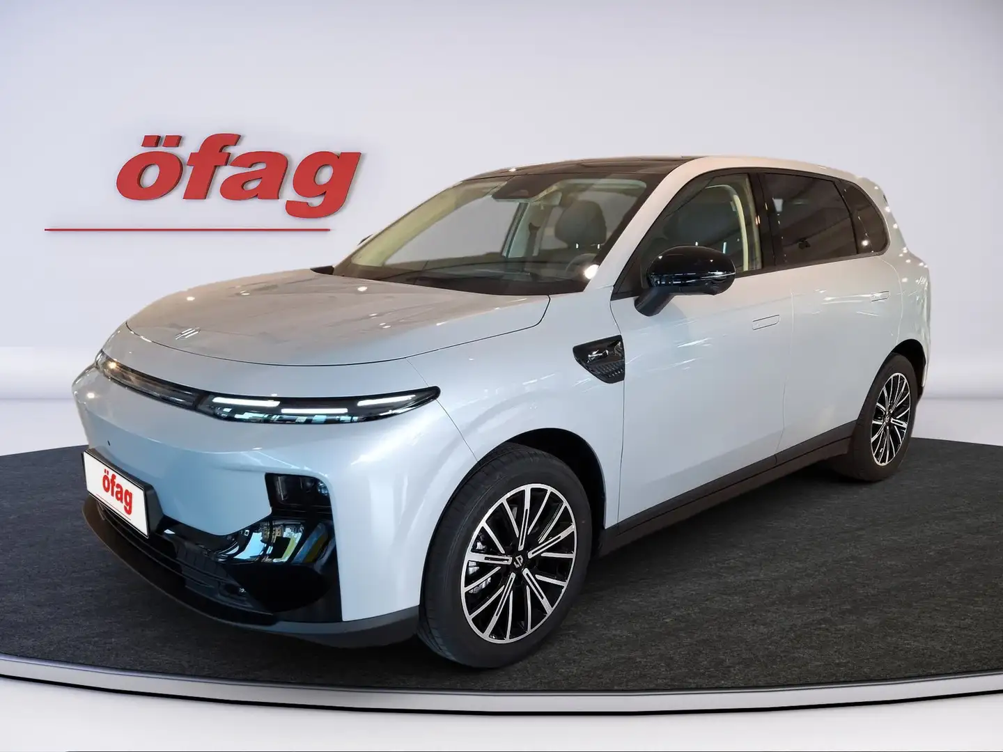 Leapmotor B10 67,1 kWh Design Pro Max Silber - 1