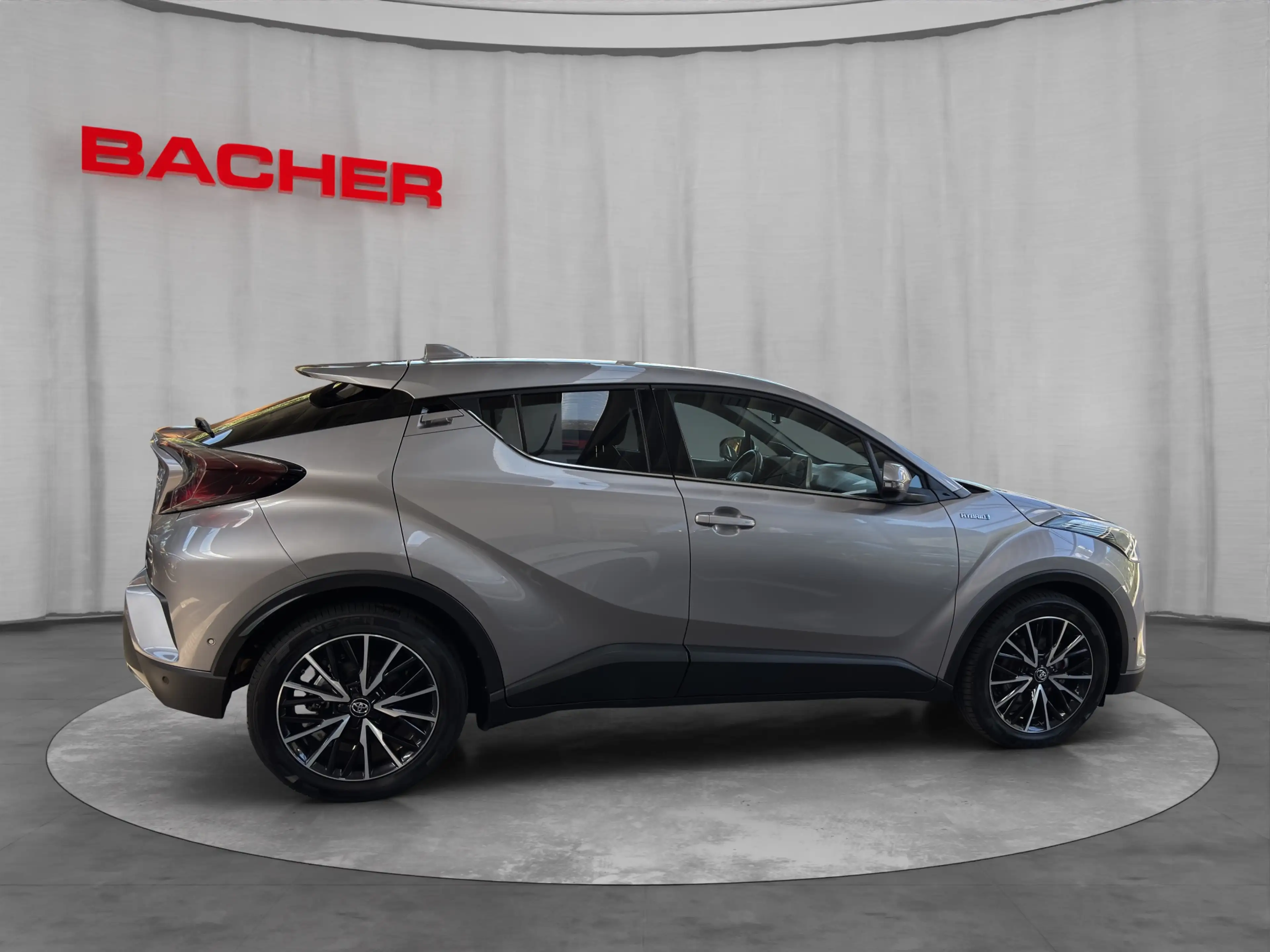 Toyota C-HR C-HR 1,8 HSD C-HIC — photo 6