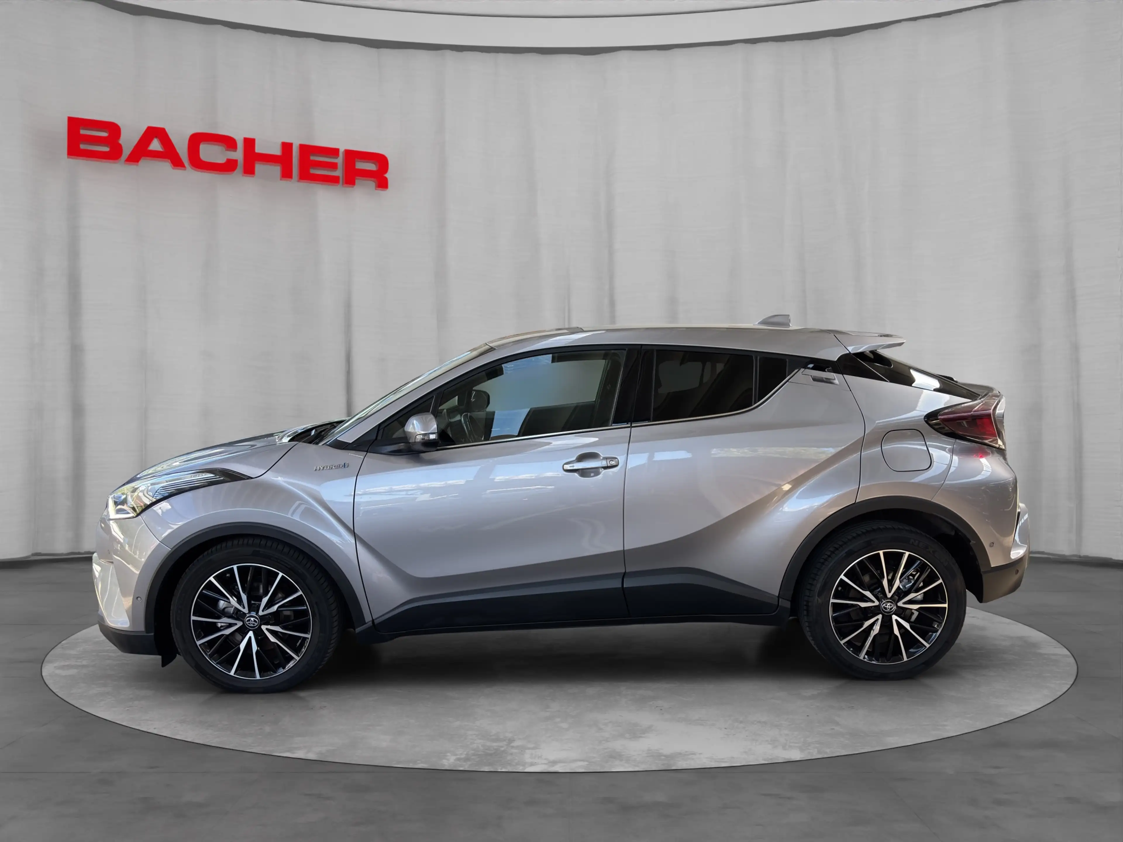 Toyota C-HR C-HR 1,8 HSD C-HIC — photo 2
