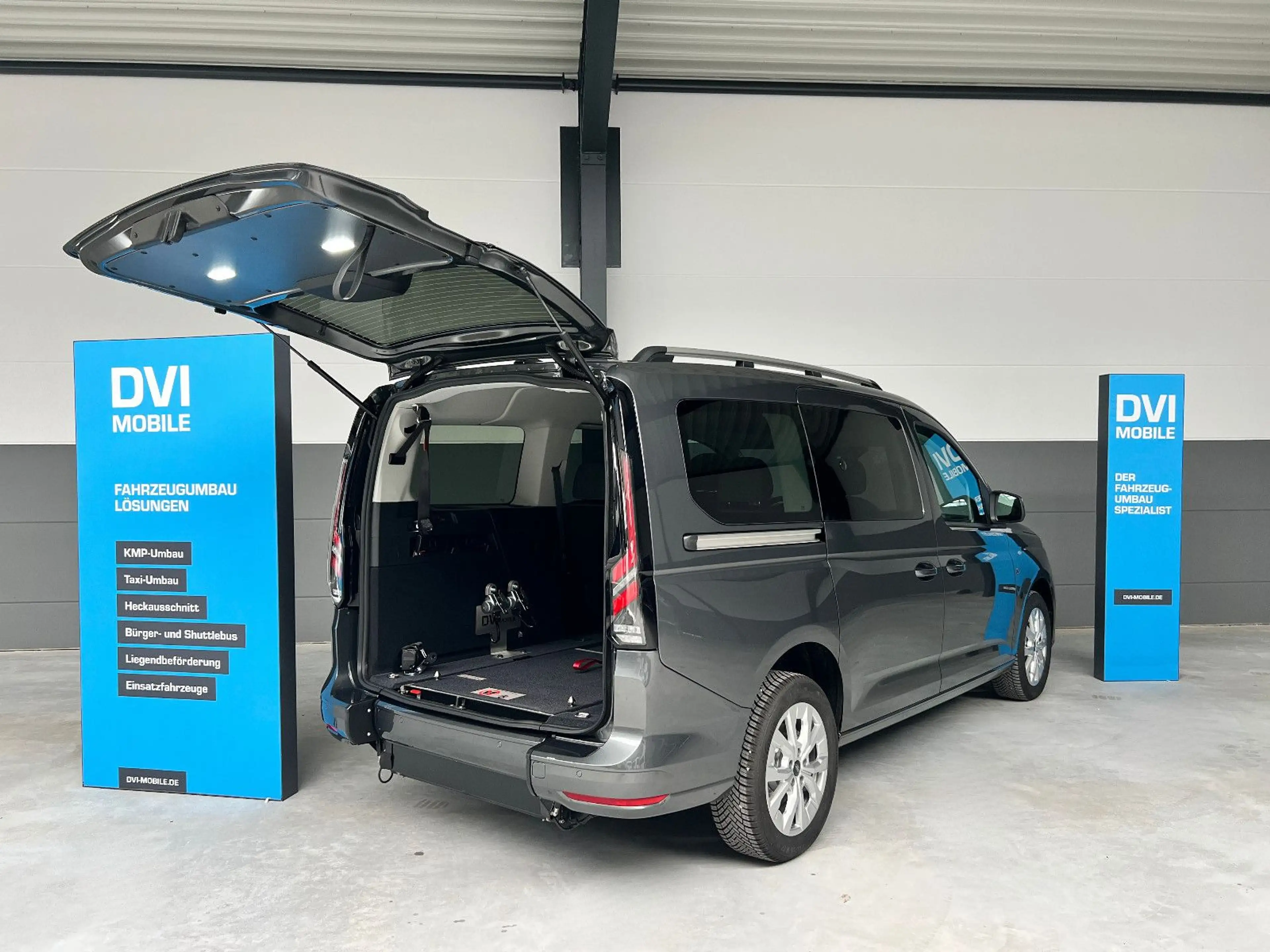 Ford Grand Tourneo *Rollstuhlrampe* AMF — photo 3