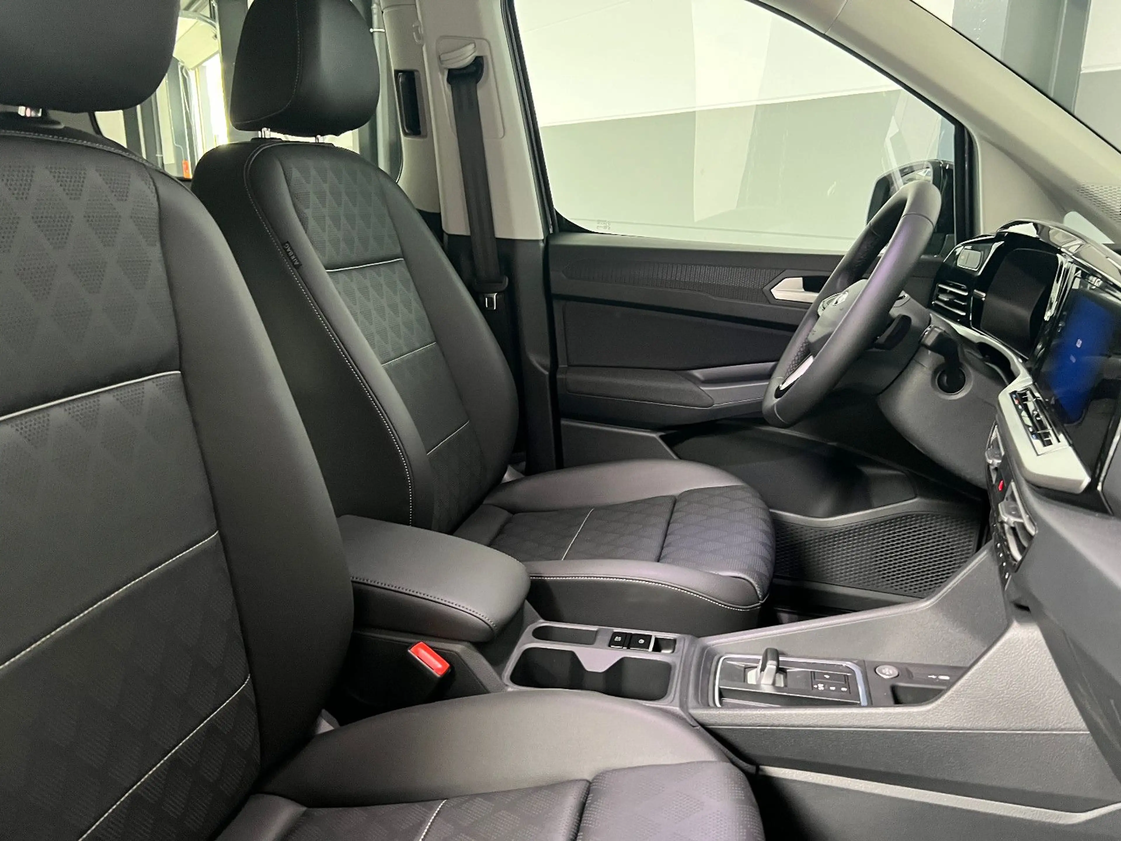 Ford Grand Tourneo *Rollstuhlrampe* AMF — photo 14