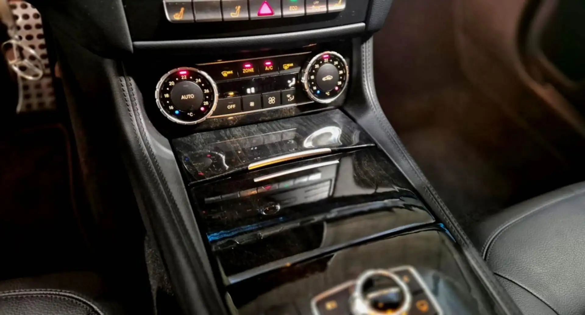 Mercedes-Benz CLS 250 250d Aut. Negro - 2