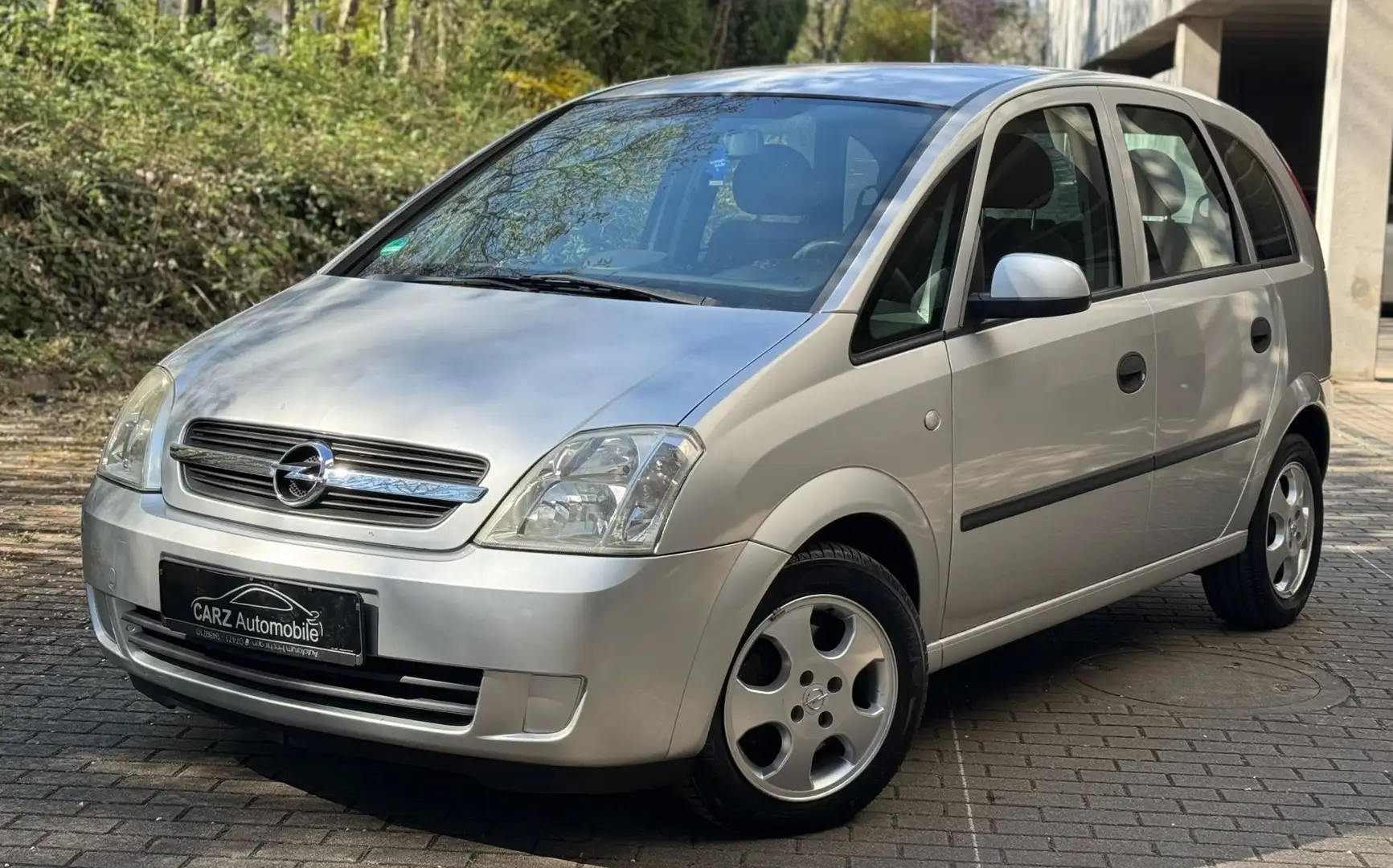 Opel Meriva 1.6 16V ** Tüv  Neu ** Silber - 1