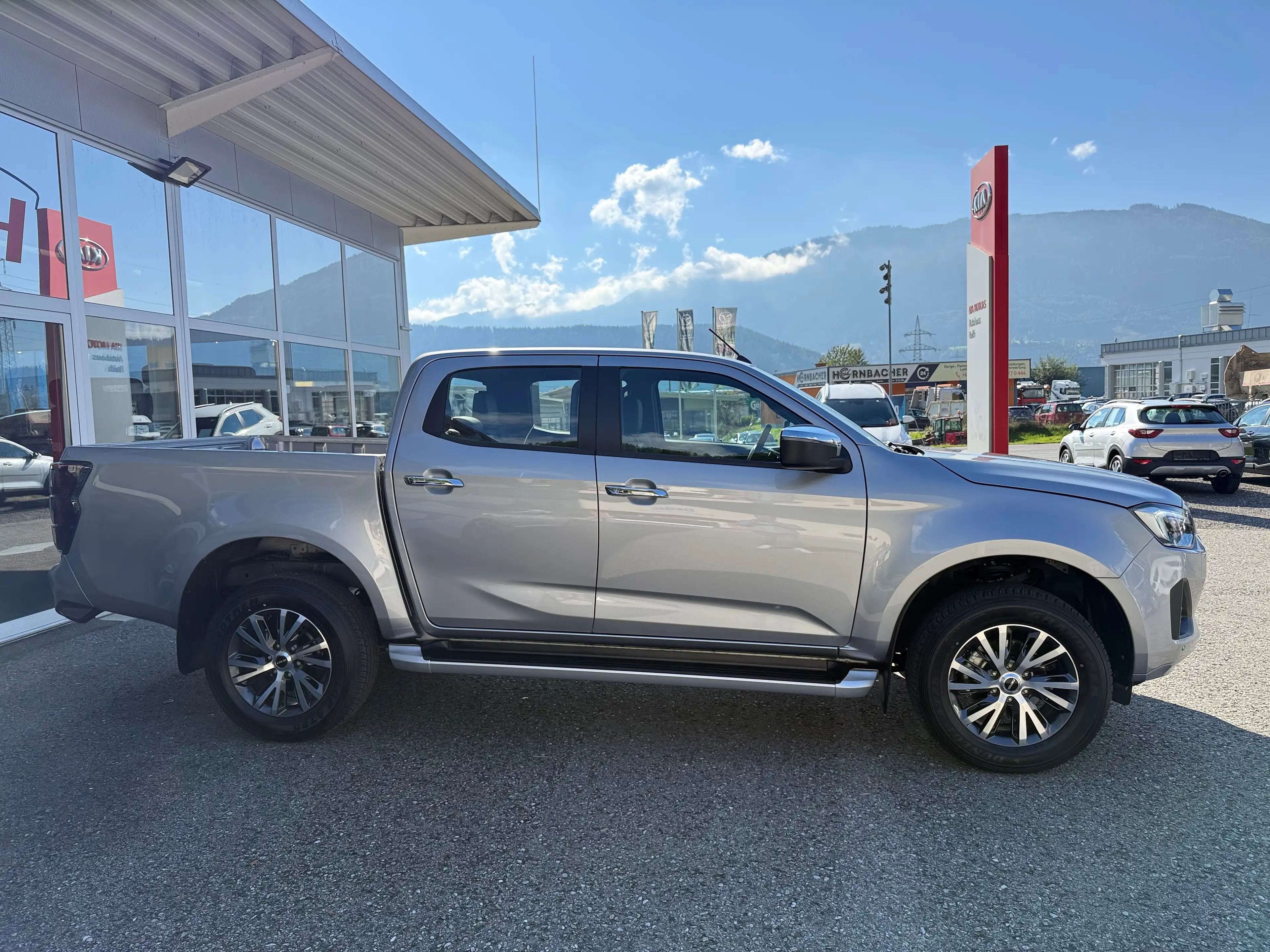 Isuzu D-Max Double Cab 4x4 LSE 6AT — photo 4