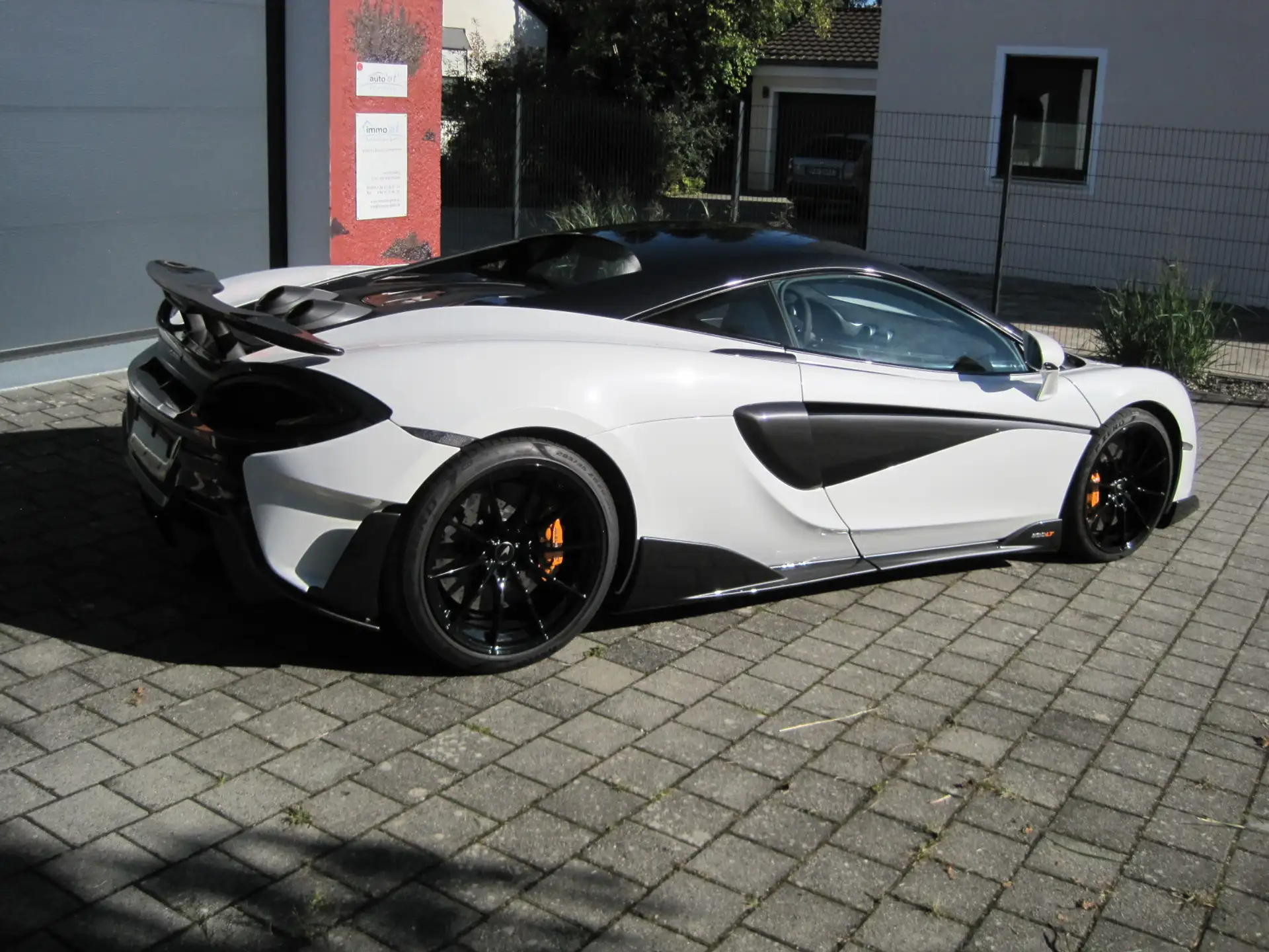 맥라렌 600LT 2019 흰색 사진 8