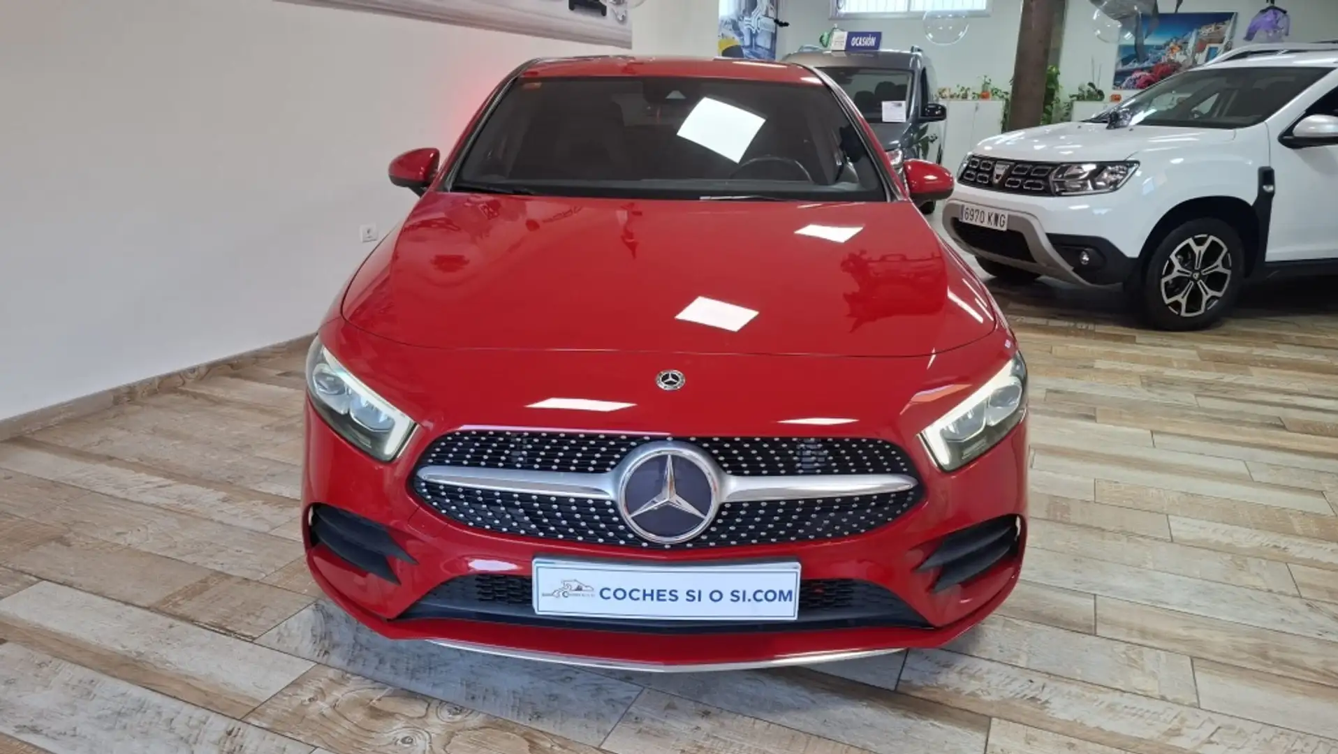 Mercedes-Benz A 180 180d 7G-DCT Rojo - 2