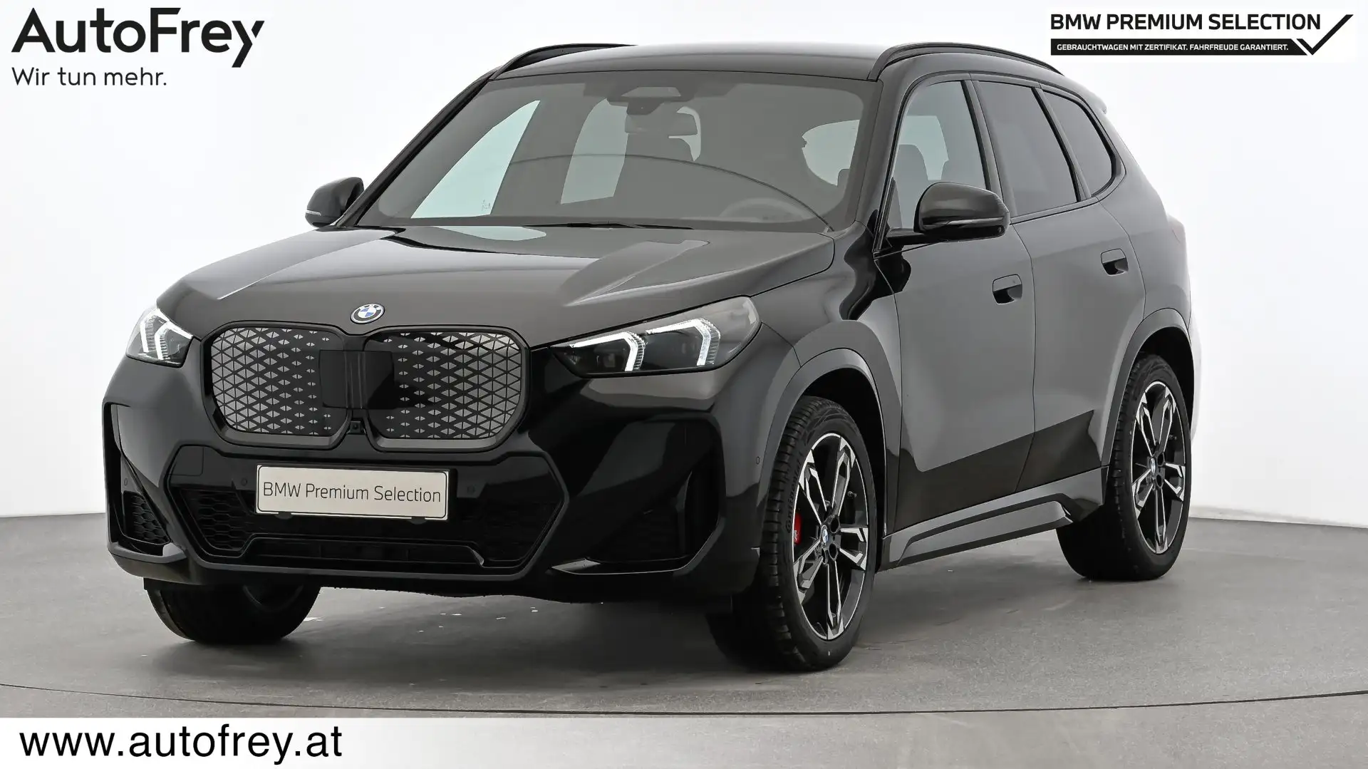 BMW iX1 xDrive30 Schwarz - 1