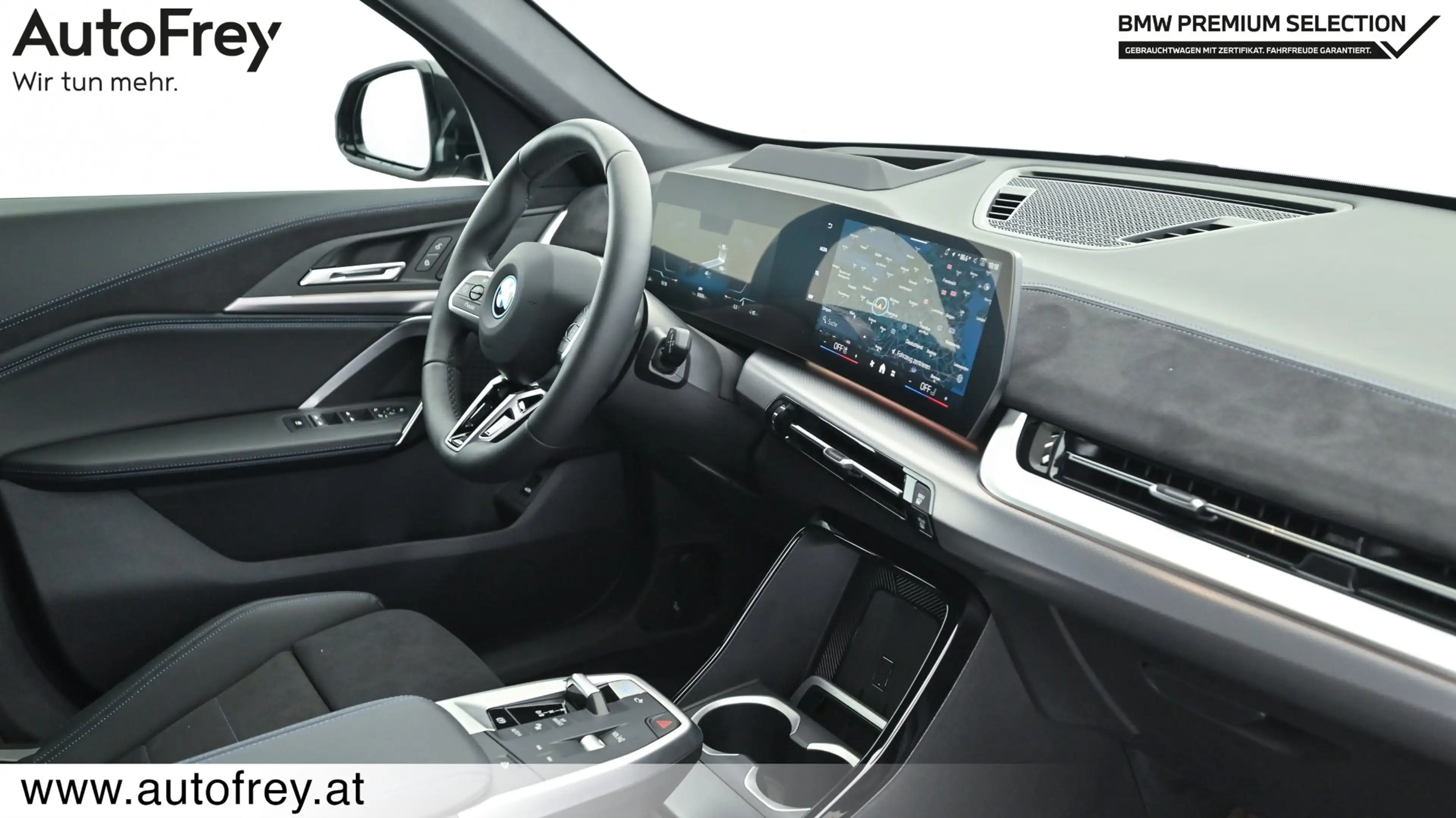 BMW iX1 xDrive30 — photo 14