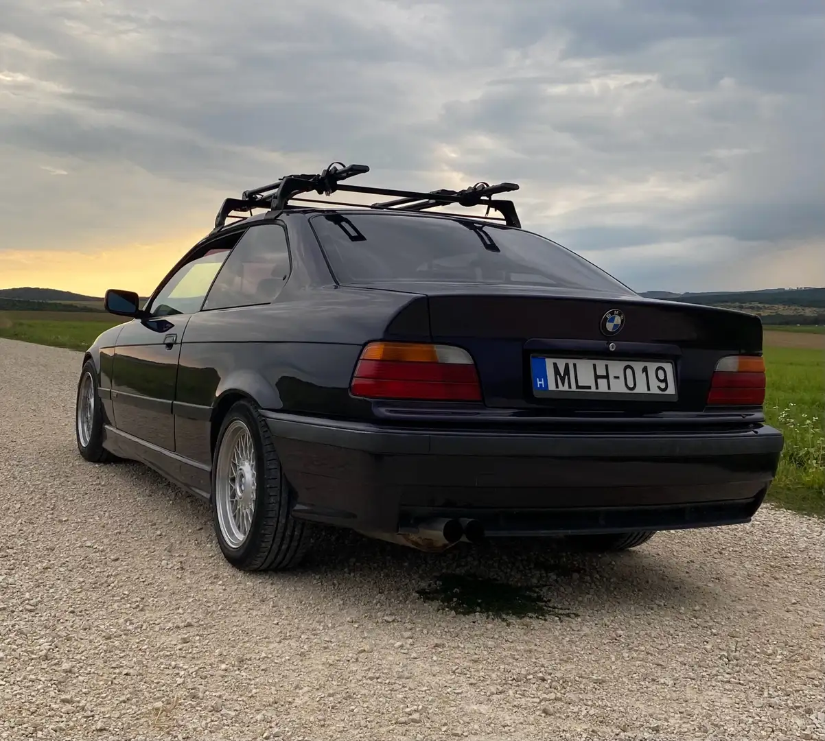 BMW 318 318is ljubičasta - 2