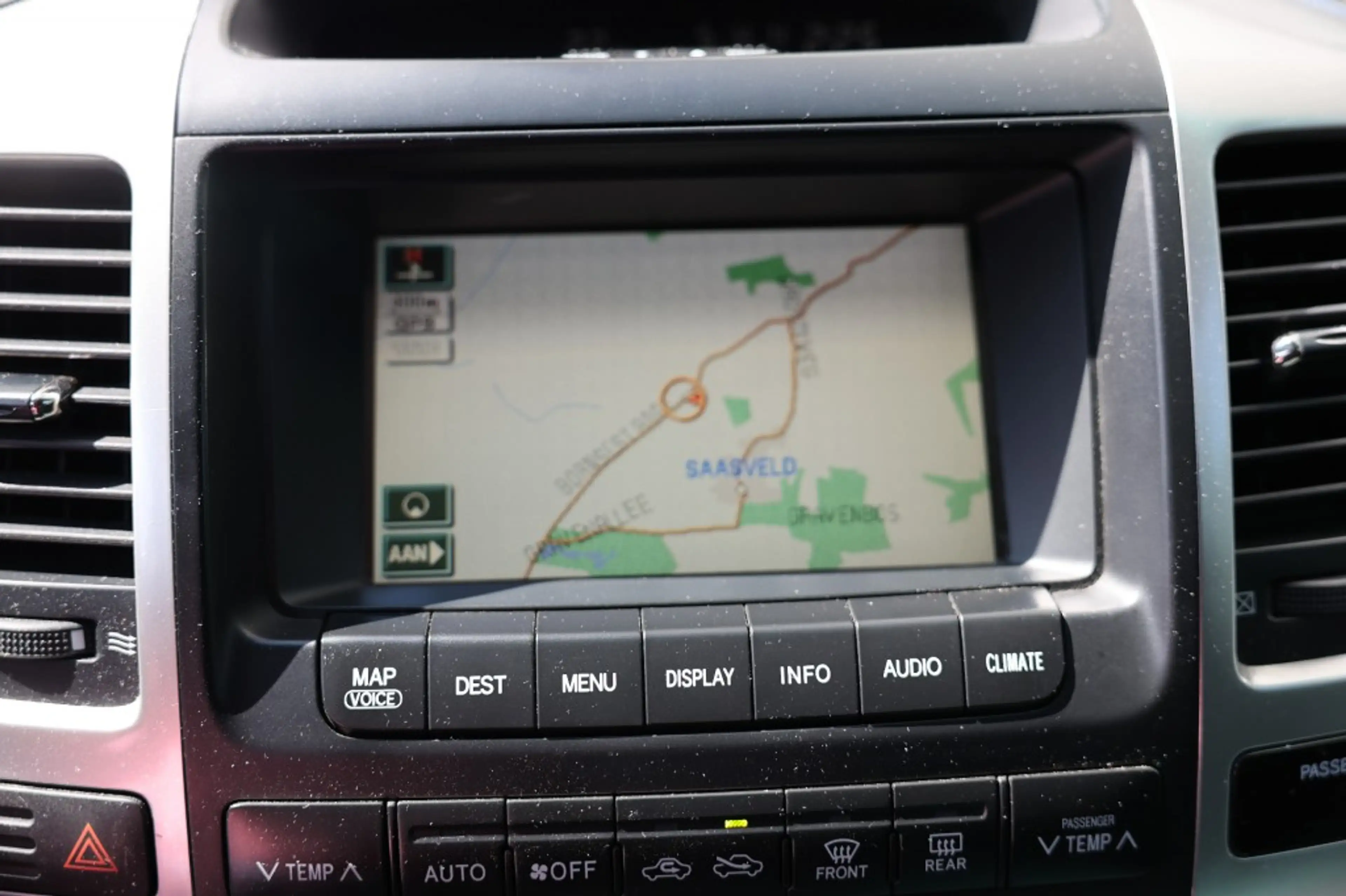Toyota Land Cruiser 3.0 D-4D 5DRS SX A/T VAN MARGE — photo 12