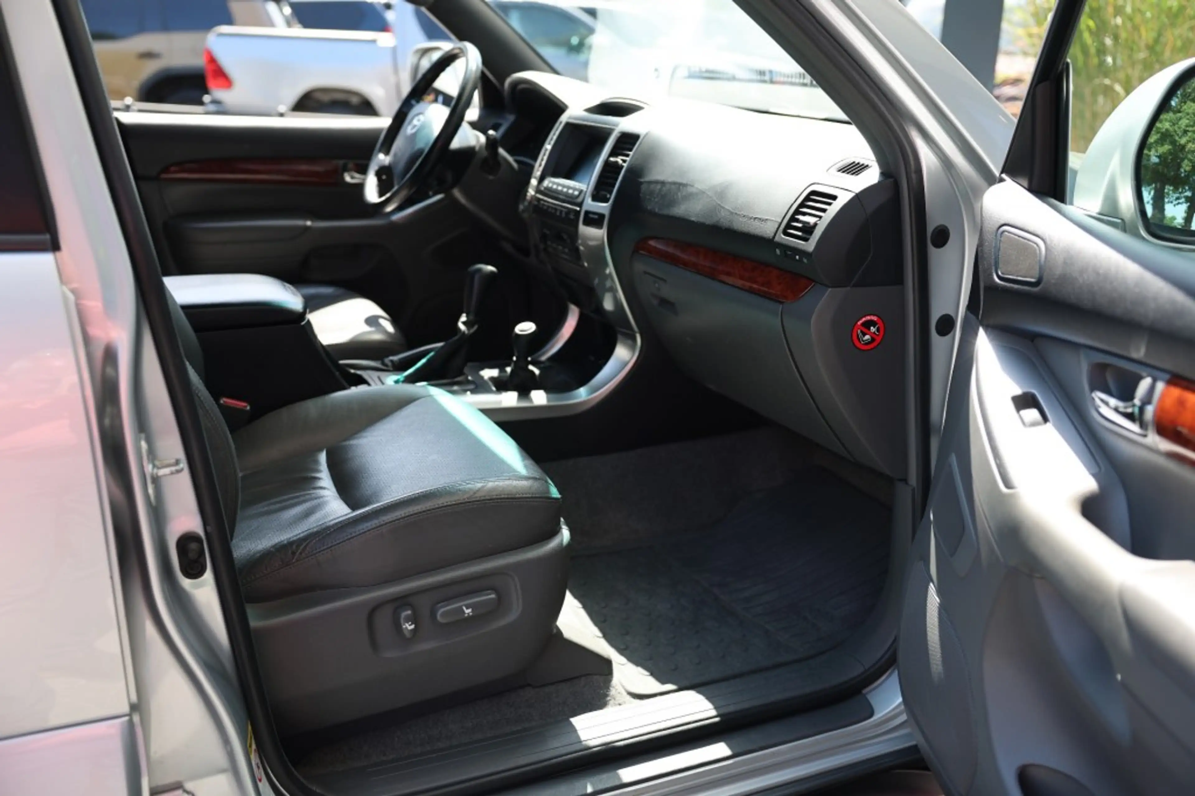 Toyota Land Cruiser 3.0 D-4D 5DRS SX A/T VAN MARGE — photo 20