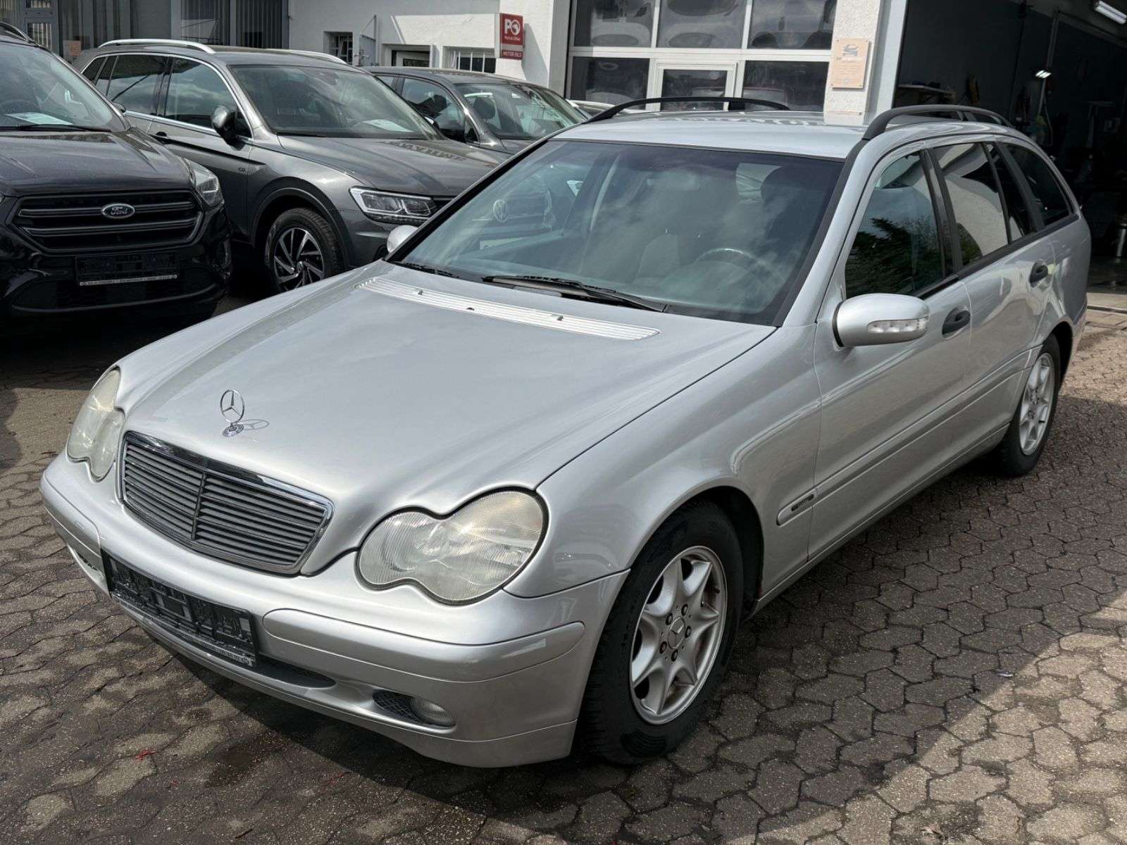 Second hand Mercedes Benz C-Class 