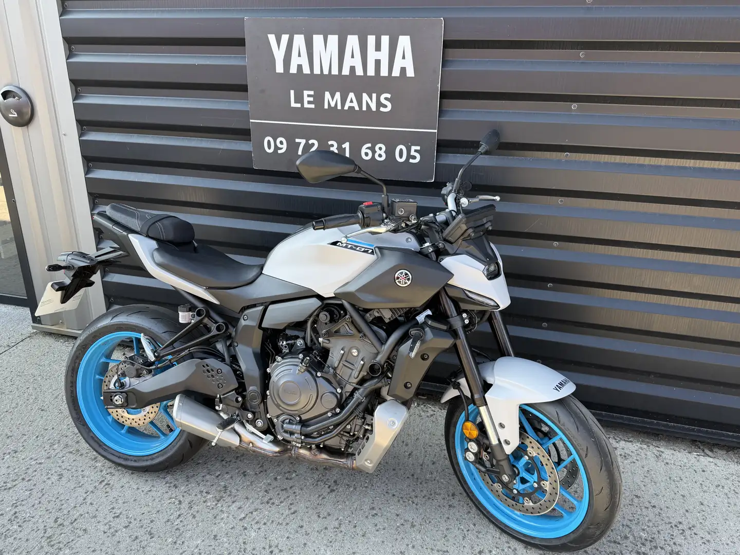Yamaha MT-07 Gris - 2