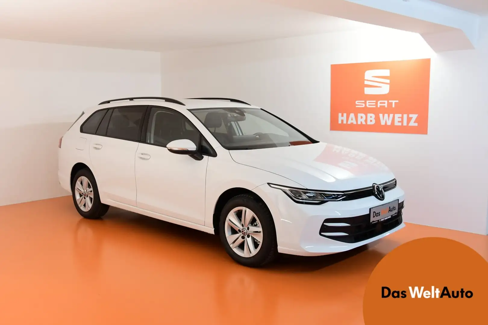 Volkswagen Golf Variant Life TDI BRIDGING Wit - 1