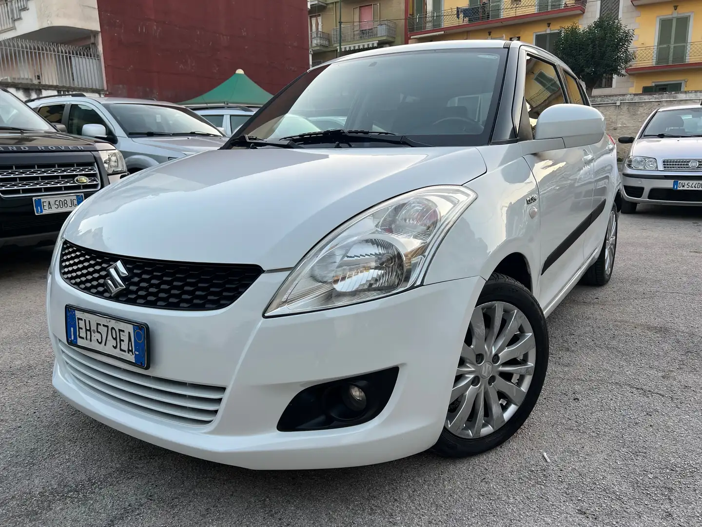Suzuki Swift Swift V 2010 5p 1.3 ddis GL Top Weiß - 1