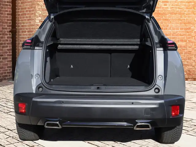 Peugeot 2008 view 6