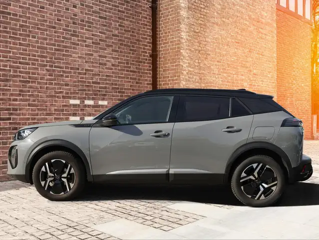 Peugeot 2008 view 3