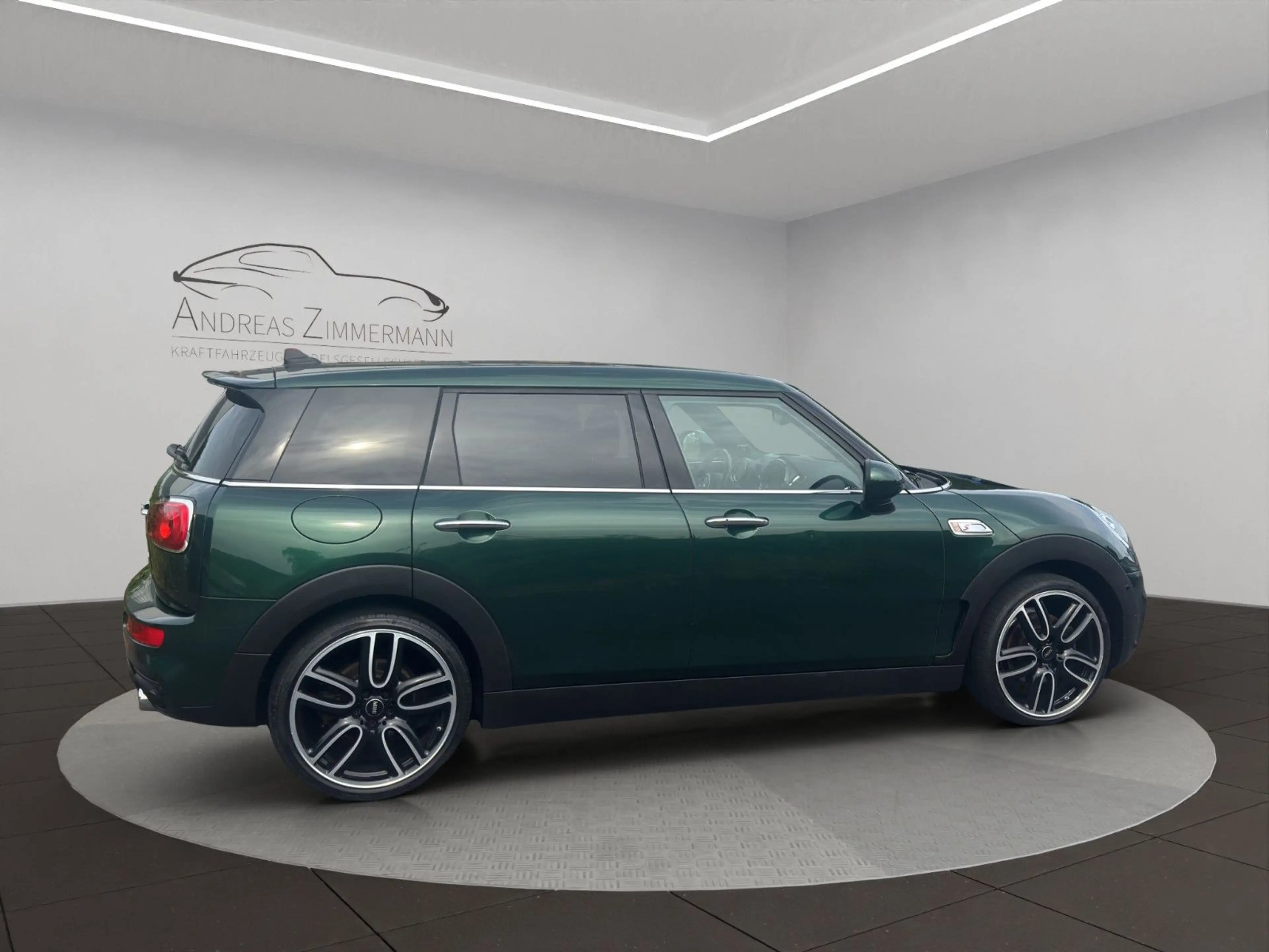 MINI Cooper SD Clubman ALL4 JCW/YOURS/PANO/ACC/HUD — photo 4