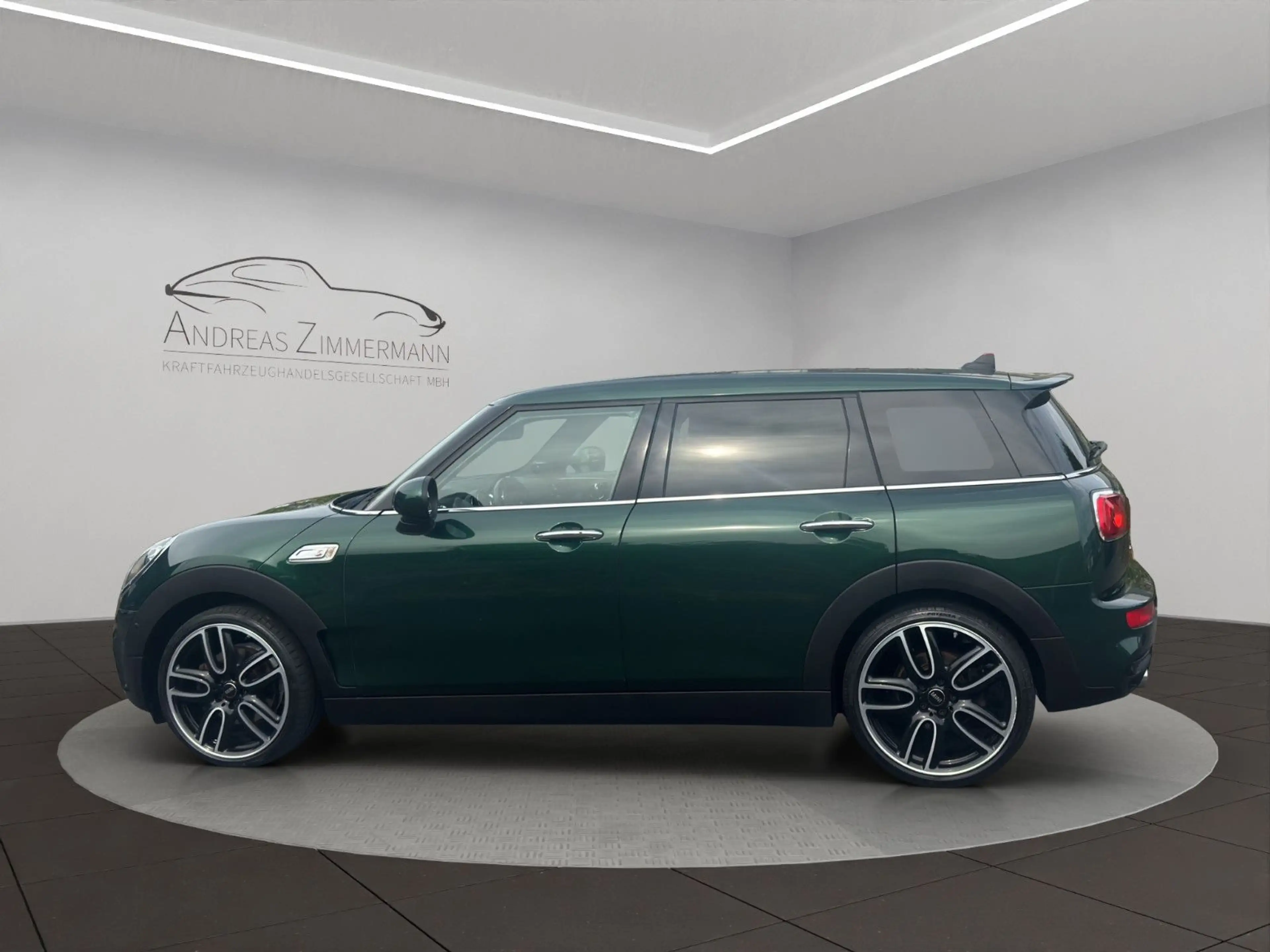 MINI Cooper SD Clubman ALL4 JCW/YOURS/PANO/ACC/HUD — photo 3
