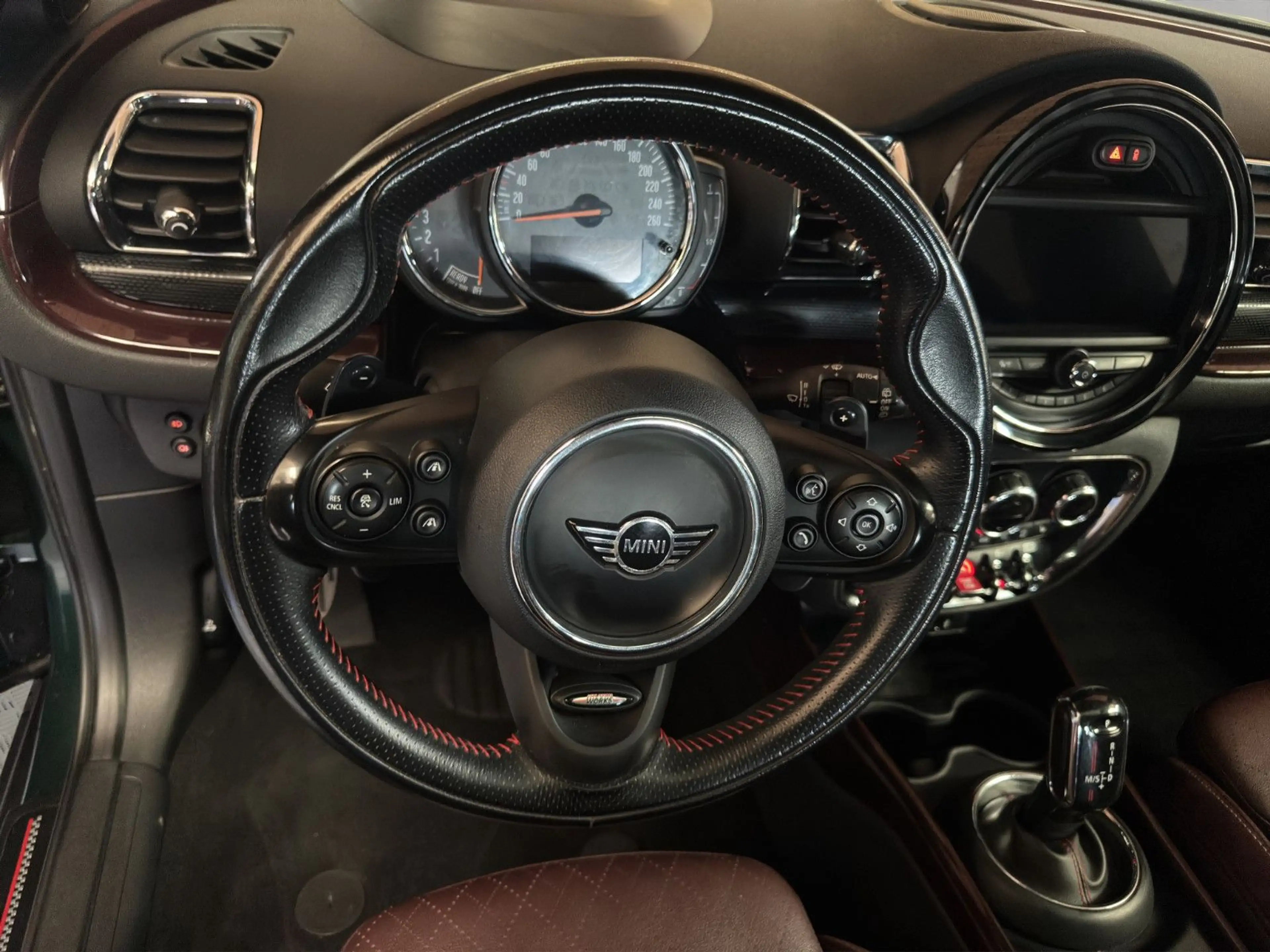 MINI Cooper SD Clubman ALL4 JCW/YOURS/PANO/ACC/HUD — photo 10