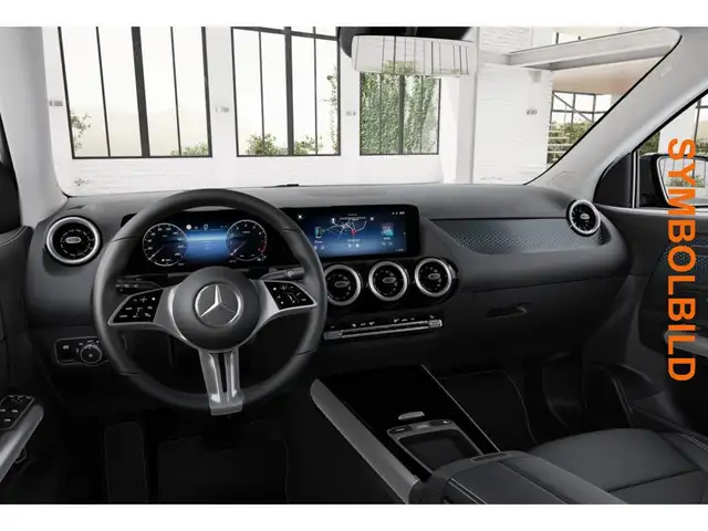 Mercedes-Benz Gla view 9