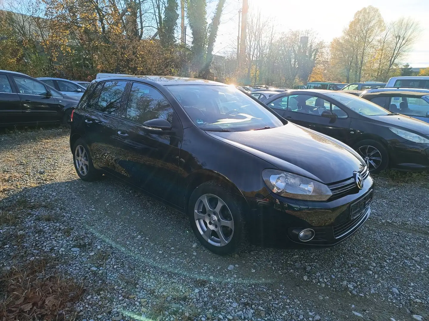 Volkswagen Golf 1.2 TSI Trend "149300 km*Klima*SD*SH*Alu* Schwarz - 2