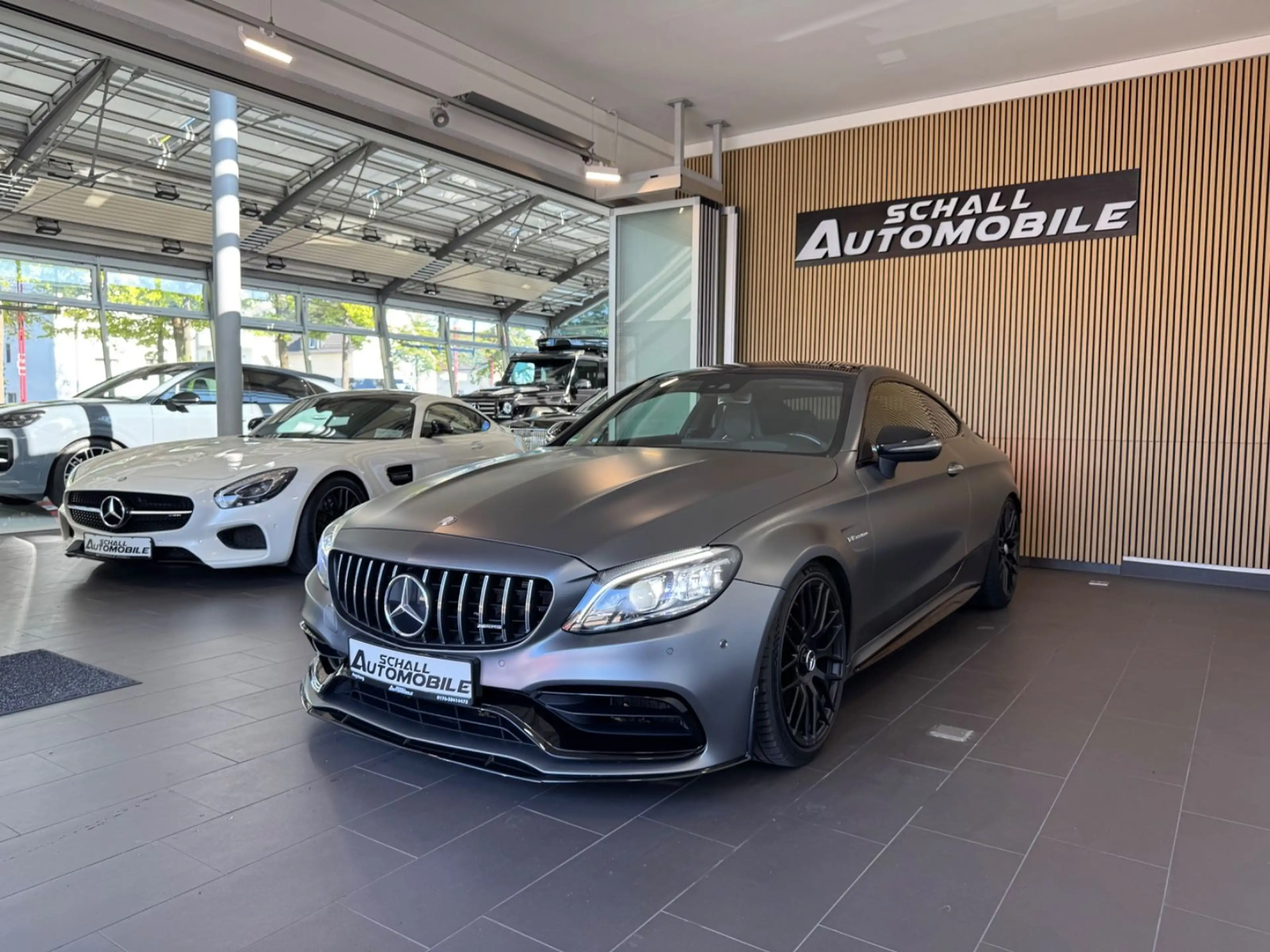 Mercedes-Benz C 63 AMG Coupé *PANO/CAM/BURMES./PERF.-SITZ/VOLL