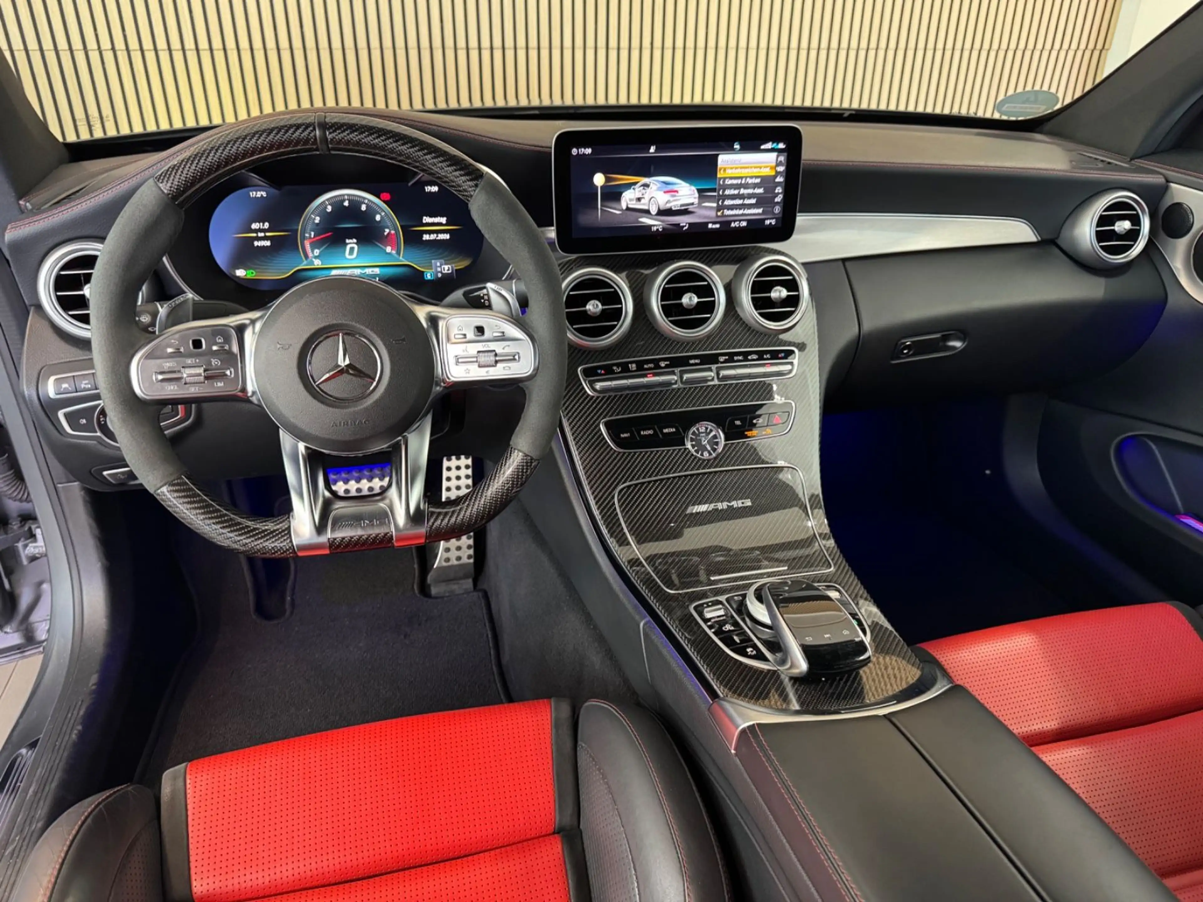 Mercedes-Benz C 63 AMG Coupé *PANO/CAM/BURMES./PERF.-SITZ/VOLL — photo 13