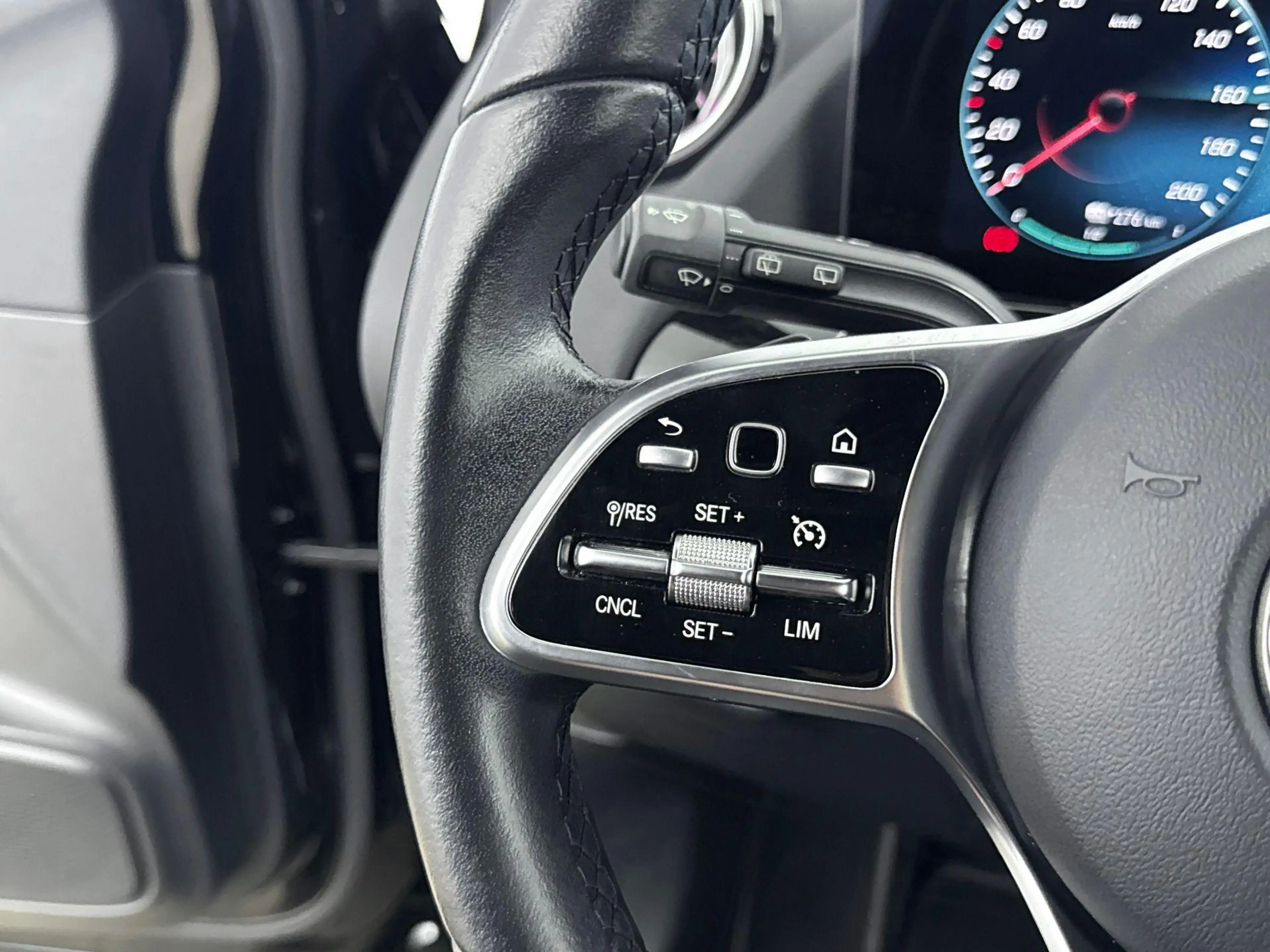 Mercedes-Benz EQA 250 EQA Business Solution Luxury | Advanced Pakket | L — photo 13