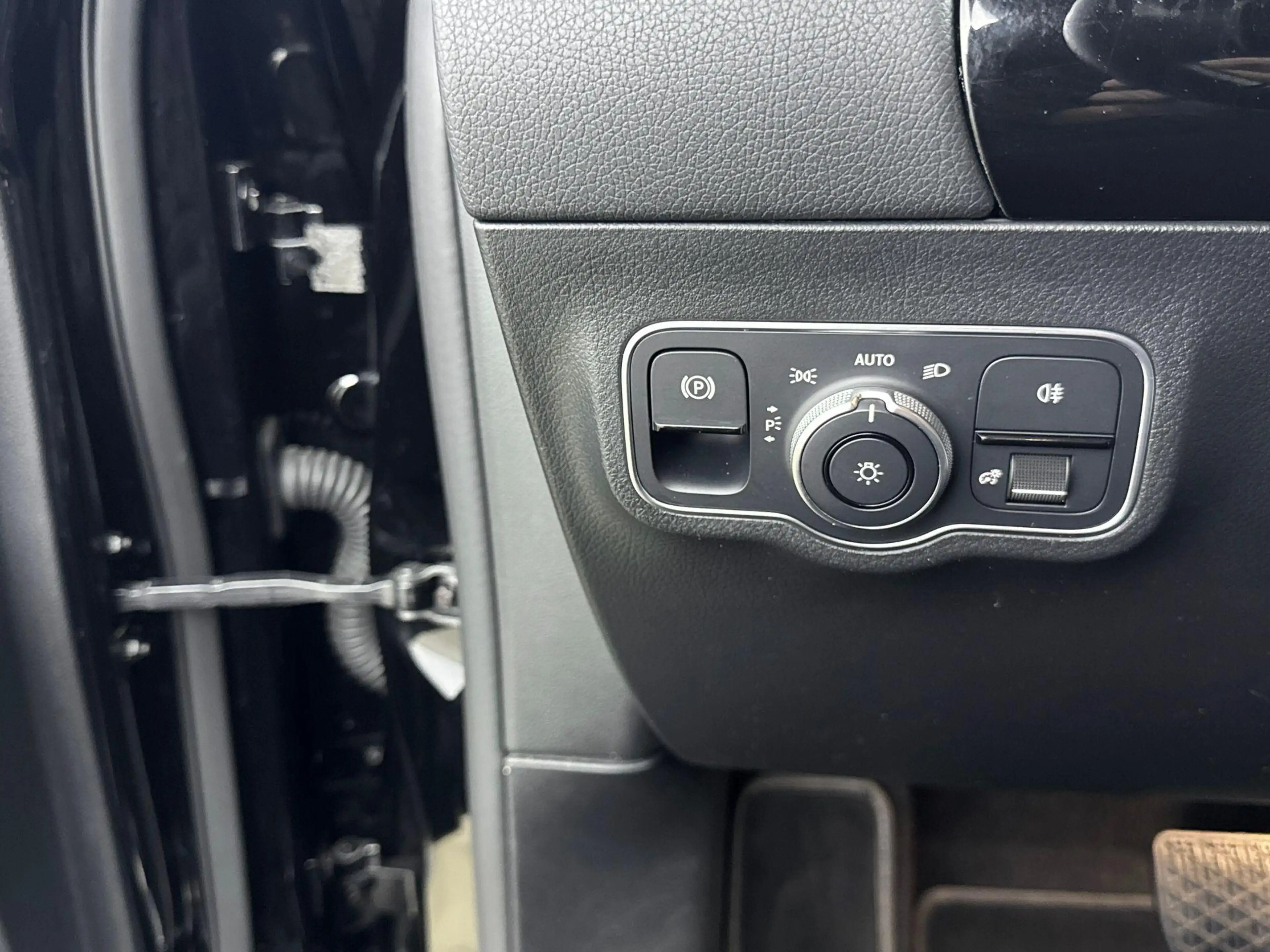 Mercedes-Benz EQA 250 EQA Business Solution Luxury | Advanced Pakket | L — photo 11