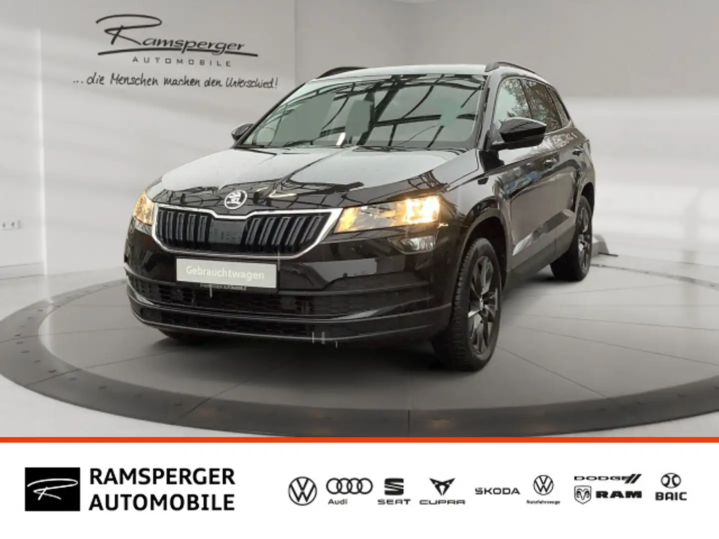 Skoda Karoq 2.0 TDI DSG Ambition 4x4 GRA Navi SHZ Kame Schwarz - 1