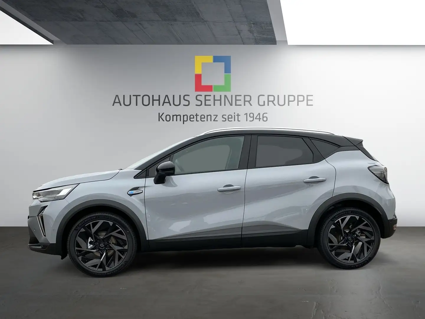 Renault Captur Esprit Alpine Mild Hybrid 160 EDC +Navi Grijs - 2