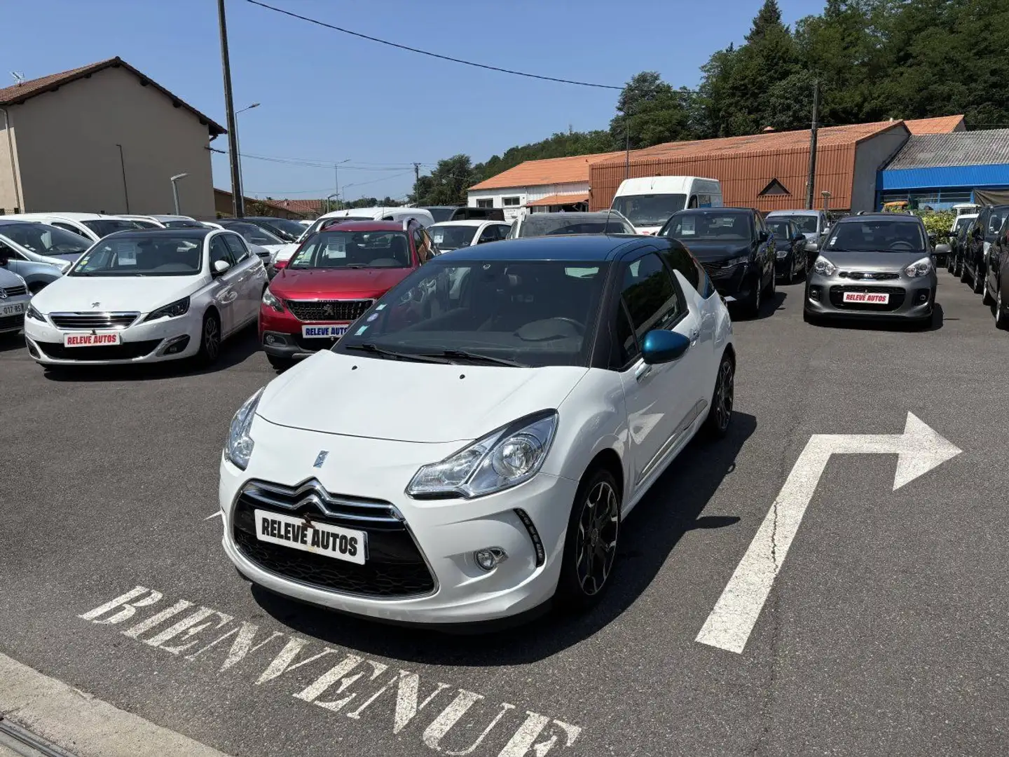 Citroen DS3 Citroën PureTech 110ch So Irrésistible S&S Blanc - 2