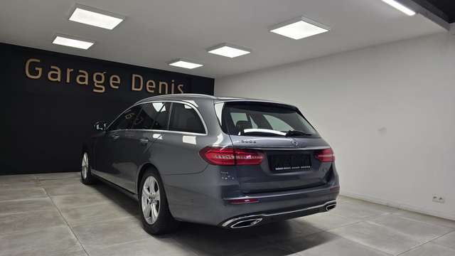 Mercedes-Benz E 200 — photo 5