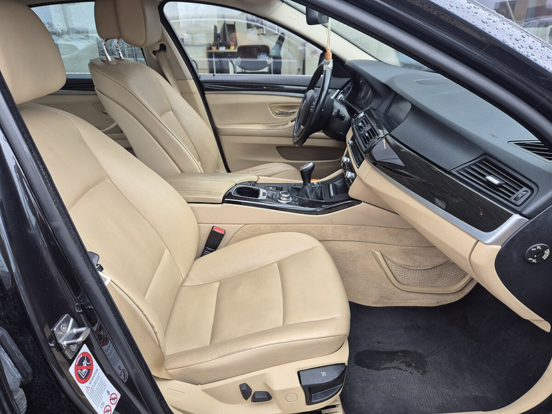 BMW 520 d — photo 12