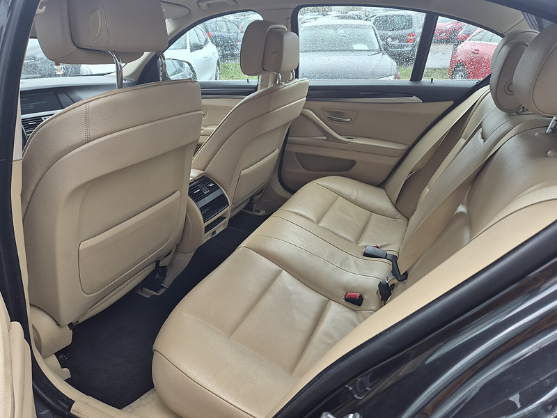 BMW 520 d — photo 15