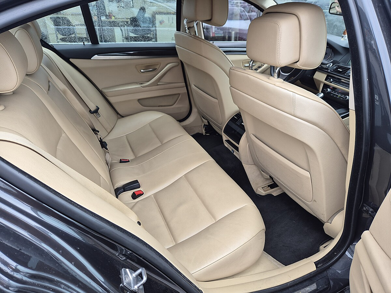 BMW 520 d — photo 14