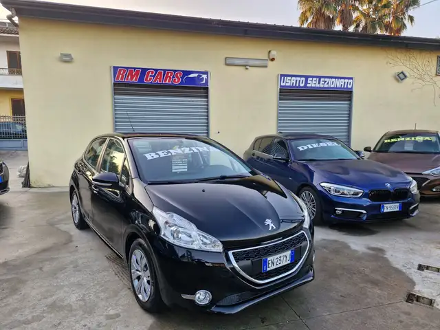 Peugeot 208 208 2012 5p 1.2  12v Access c/reg. aut.